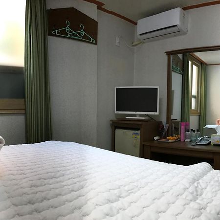 J Motel Busan Buitenkant foto